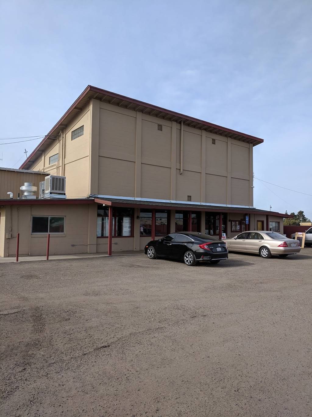 Mama Ks Cafe | restaurant | 733 N Ben Maddox Way, Visalia, CA 93292, USA | 5598025888 OR +1 559-802-5888