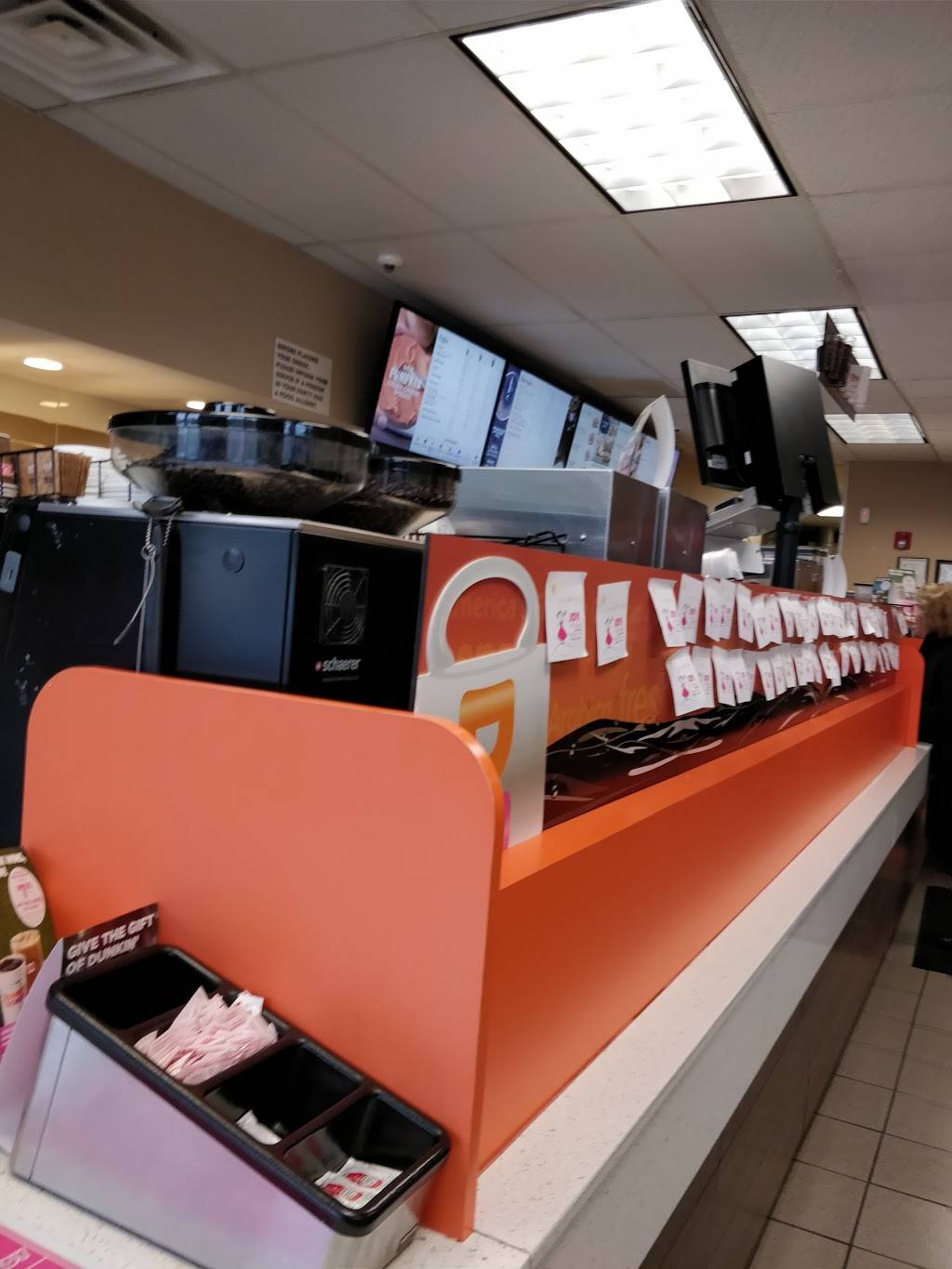 Dunkin Donuts | cafe | 567 NJ-10, Whippany, NJ 07981, USA | 9738846263 OR +1 973-884-6263