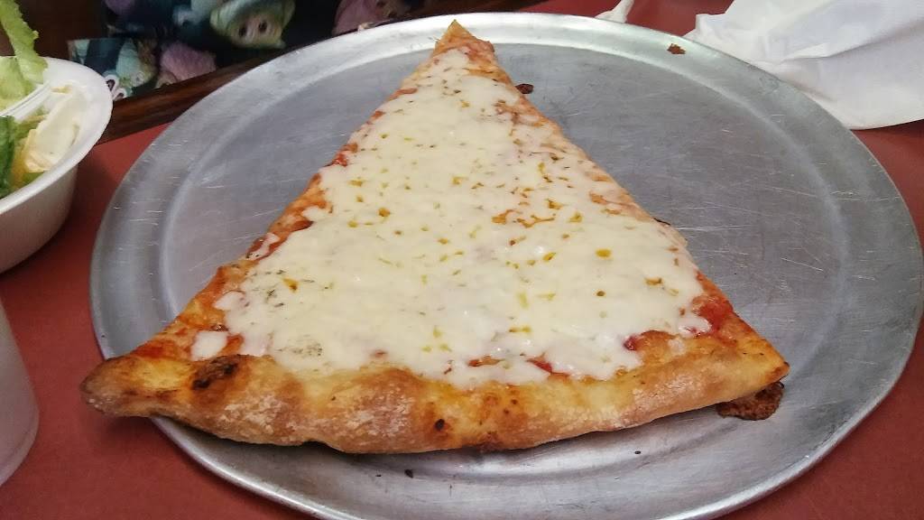 Little Italy Pizzeria | restaurant | 60 N Broad St, Winder, GA 30680, USA | 7708673570 OR +1 770-867-3570