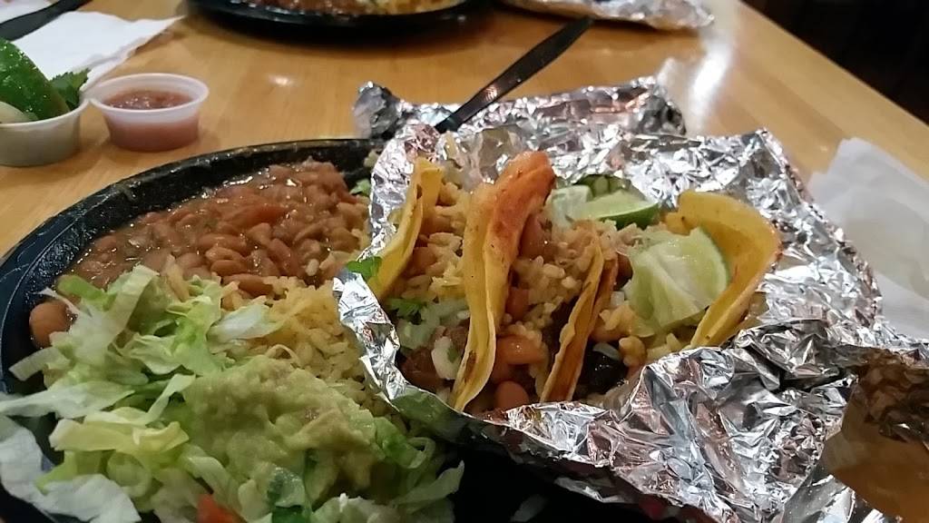 Taco Cabana | restaurant | 1827 Greenville Ave, Dallas, TX 75206, USA | 2148232092 OR +1 214-823-2092