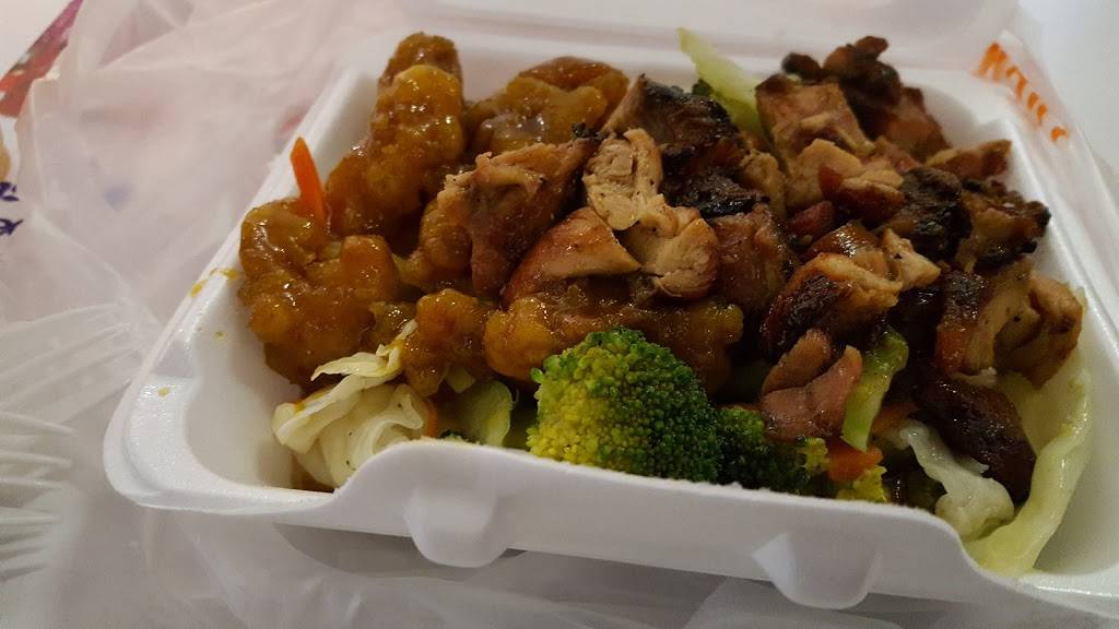 Kellys Cajun & Grill | restaurant | 1100 S Hayes St # M118, Arlington, VA 22202, USA | 7034155797 OR +1 703-415-5797