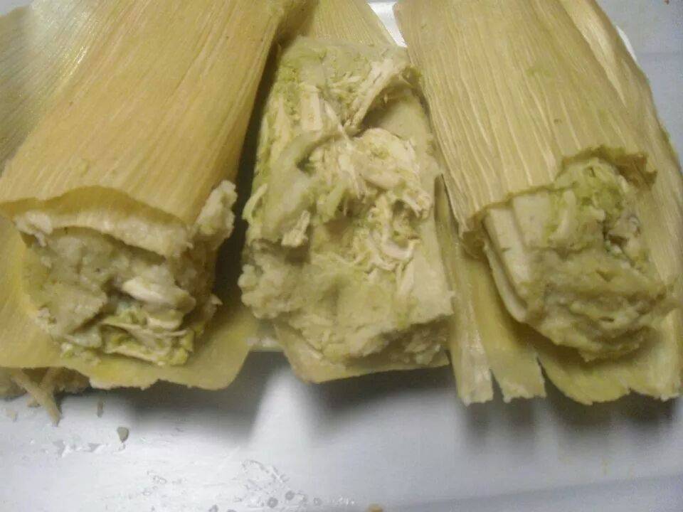 El Pariente Mexican Food Truck | restaurant | 1570 White Bear Ave, St Paul, MN 55106, USA | 6122506288 OR +1 612-250-6288