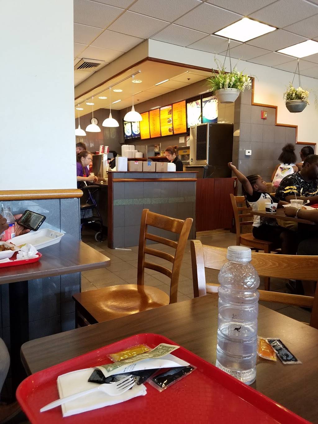 Master Wok | restaurant | 5100 Kings Plaza, Brooklyn, NY 11234, USA | 7182536842 OR +1 718-253-6842