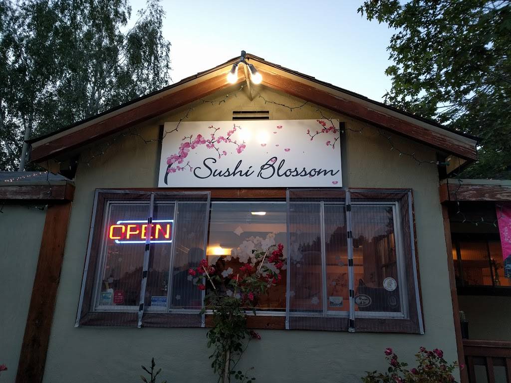 Sushi Blossom | meal delivery | 11 Camp Evers Lane, Scotts Valley, CA 95066, USA | 8314401044 OR +1 831-440-1044