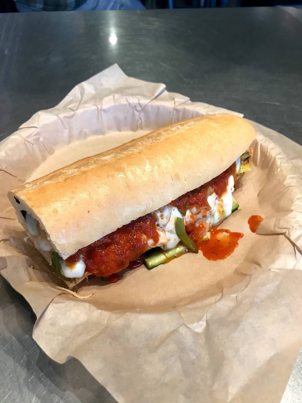 Boardwalk Sub Shop | restaurant | 470 Alvarado St, Monterey, CA 93940, USA | 8312641171 OR +1 831-264-1171