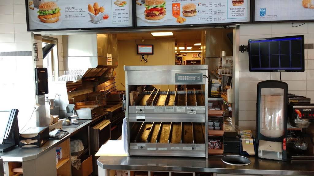 A&W Canada | restaurant | 315 Lincoln Rd, Waterloo, ON N2J 4H7, Canada | 5198887676 OR +1 519-888-7676
