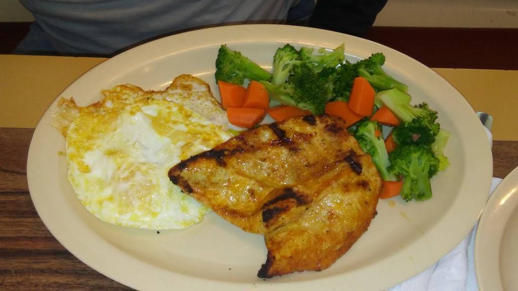 Golden Ox | restaurant | 6490 Magnolia Ave, Riverside, CA 92506, USA | 9517828922 OR +1 951-782-8922