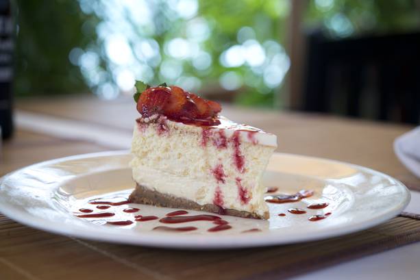 USS Nemo Restaurant | restaurant | 3745 Tamiami Trail N, Naples, FL 34103, USA | 2392616366 OR +1 239-261-6366