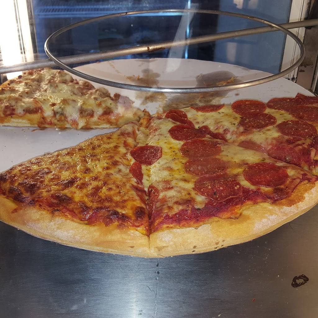 Waldo Cooneys Pizza | restaurant | 6638, 3651 E 106th St, Chicago, IL 60617, USA | 7733744400 OR +1 773-374-4400