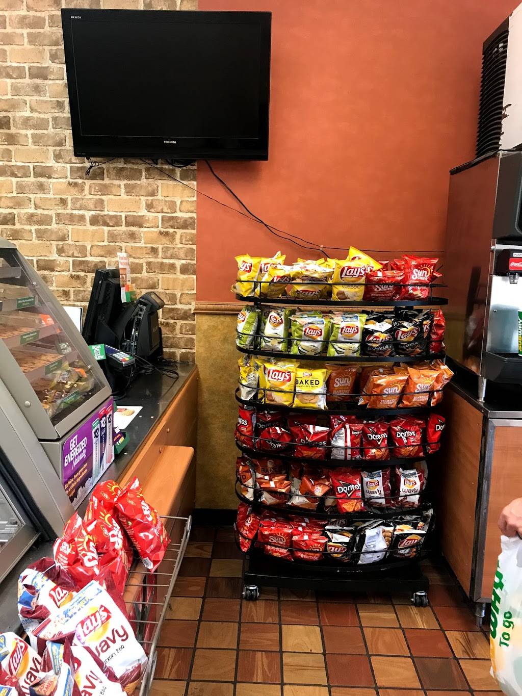Subway Restaurants | restaurant | 6130 E 71st St Ste 16D Summit Square Shopping Center, Tulsa, OK 74136, USA | 9183987328 OR +1 918-398-7328