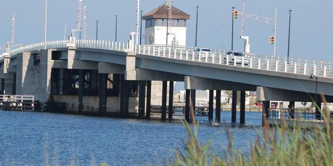 Mantoloking Road Alehouse | restaurant | 247 Mantoloking Rd, Brick, NJ 08723, USA | 7324776000 OR +1 732-477-6000