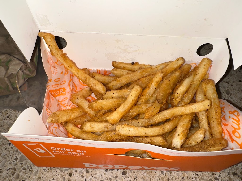 Popeyes Louisiana Kitchen | restaurant | 1725 E Lincoln Hwy, New Lenox, IL 60451, USA | 7798032449 OR +1 779-803-2449