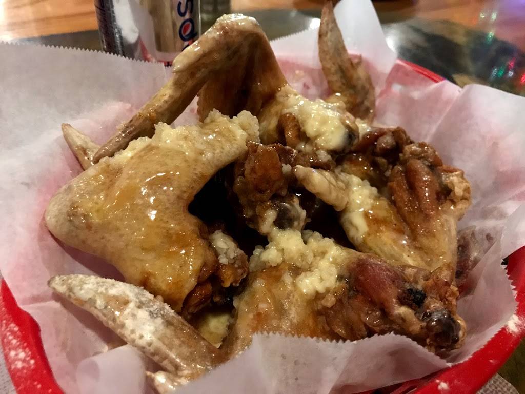 D Hitchin Post Bar & Restaurant | restaurant | Main St, Manns Choice, PA 15550, USA | 8146237932 OR +1 814-623-7932