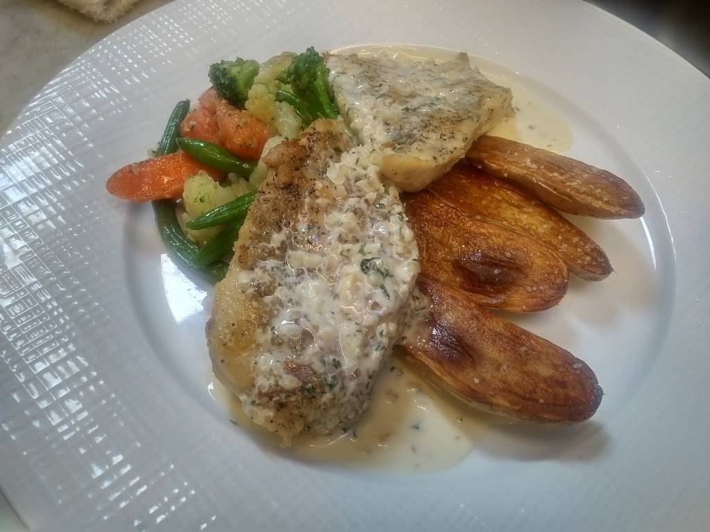 Cuginos Italian Restaurant | restaurant | 6011 Main St, Williamsville, NY 14221, USA | 7166338432 OR +1 716-633-8432