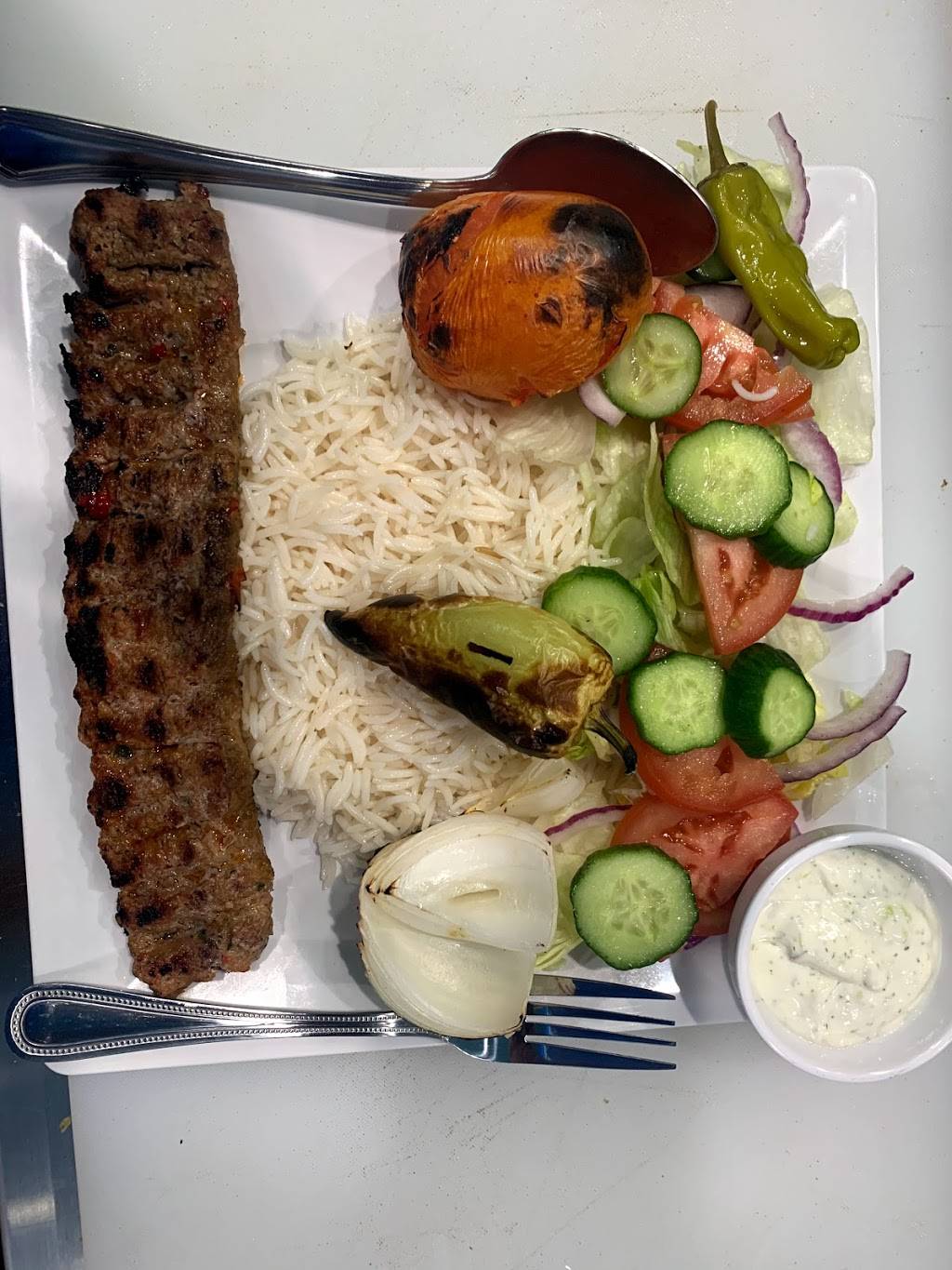 Safi Mediterranean Grill | restaurant | 4614 Mission Blvd, San Diego, CA 92109, USA | 8582701101 OR +1 858-270-1101