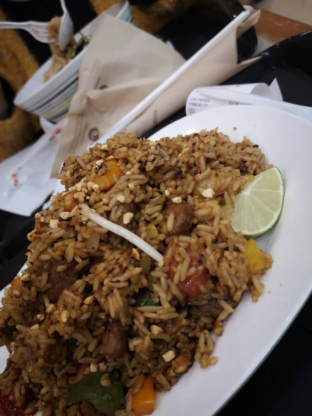 Thai Express | restaurant | 4225 Boulevard des Forges, Trois-Rivières, QC G8Y 1W1, Canada | 8193747636 OR +1 819-374-7636