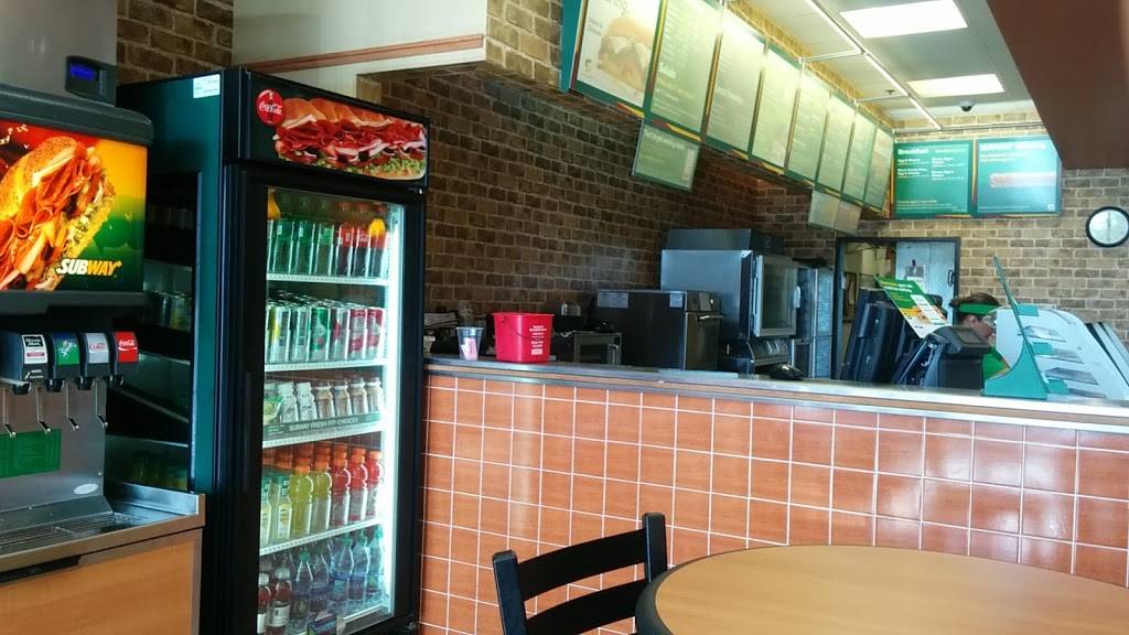 Subway Restaurants | restaurant | 550 W. Baseline Road, Suite A-103, Frys Vineyard, Mesa, AZ 85210, USA | 4807333791 OR +1 480-733-3791