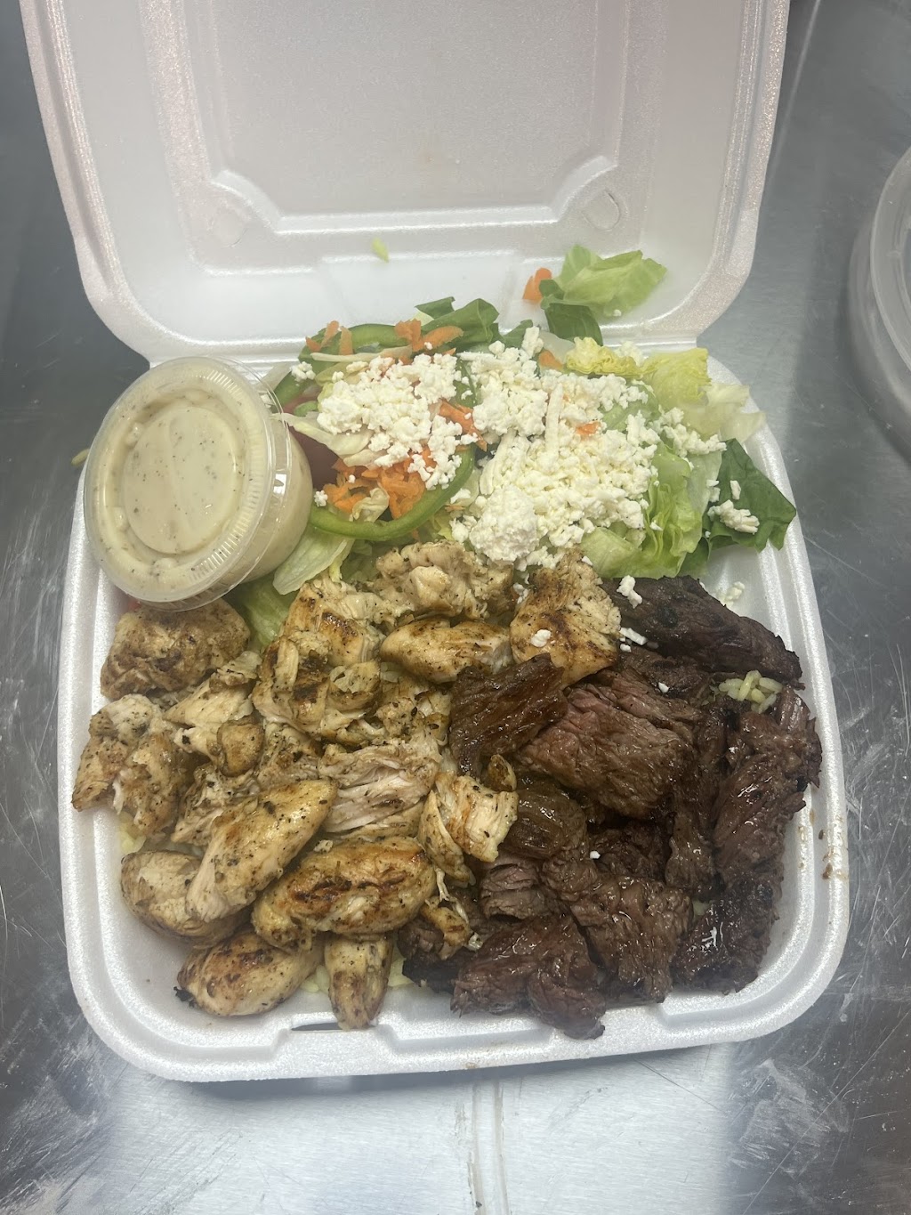 Nicks Place Burlington | restaurant | 114 Cambridge St, Burlington, MA 01803, USA | 7812725839 OR +1 781-272-5839