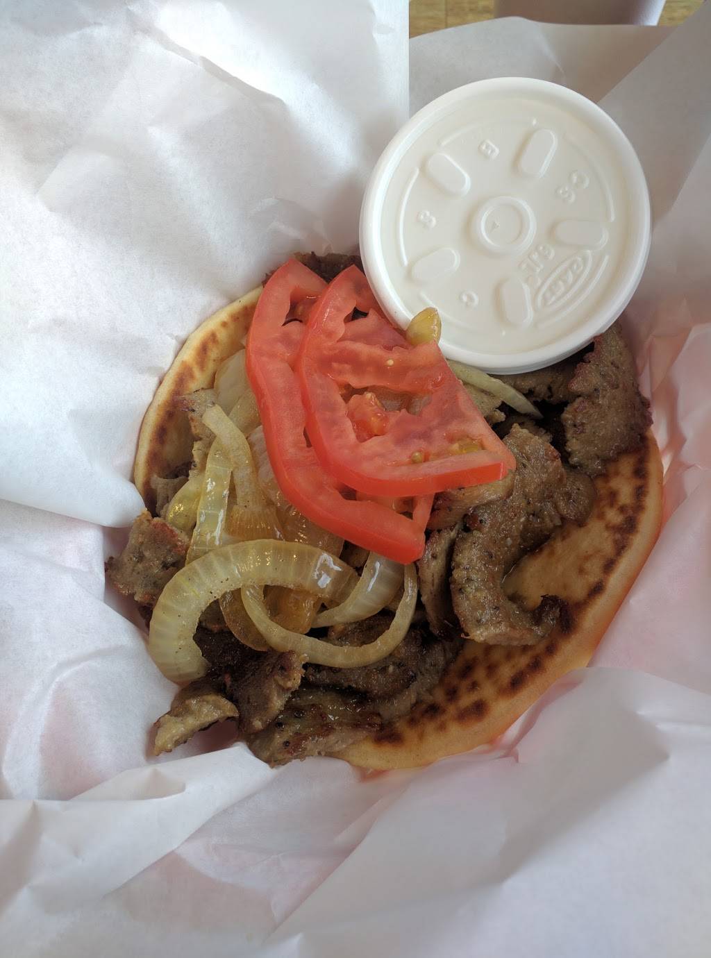 Steves Gyros | restaurant | 916 E Roosevelt Rd, Lombard, IL 60148, USA | 6306290745 OR +1 630-629-0745
