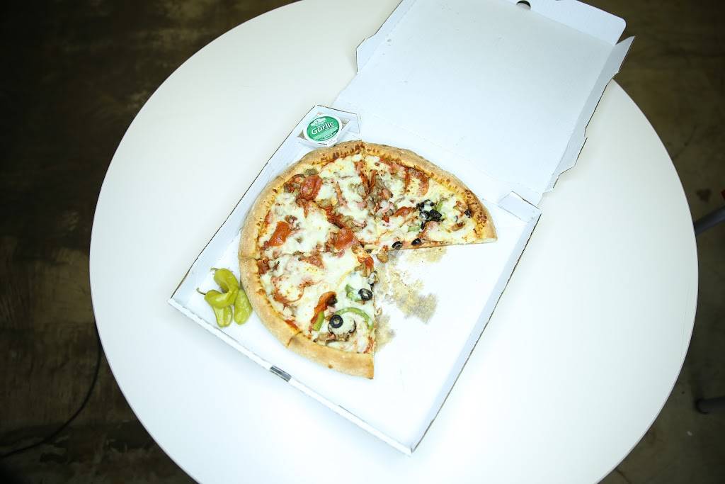 Papa Johns Pizza | restaurant | 20711 Wilderness Oak, San Antonio, TX 78258, USA | 2105455353 OR +1 210-545-5353