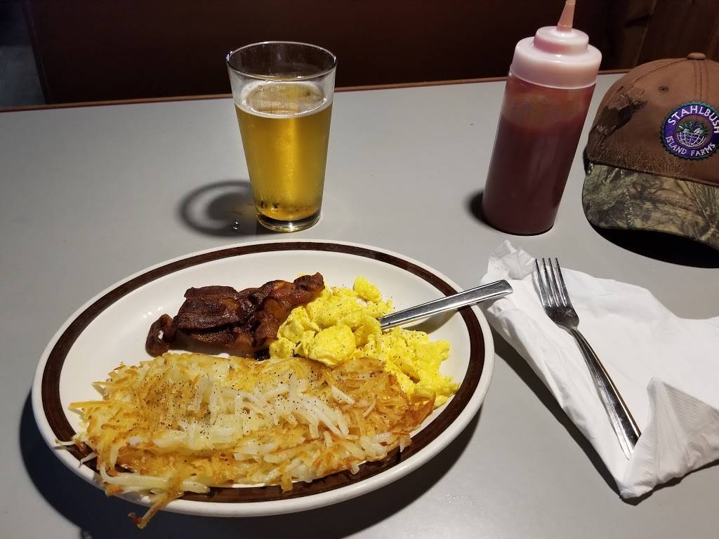 Toms Peacock Bar & Grill | restaurant | 125 SW 2nd St, Corvallis, OR 97333, USA | 5417548522 OR +1 541-754-8522