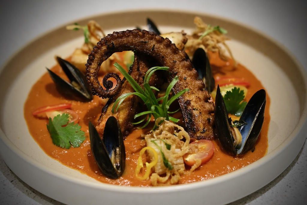 Aikana Chicago | restaurant | 652 W Randolph St, Chicago, IL 60661, USA | 3122919873 OR +1 312-291-9873