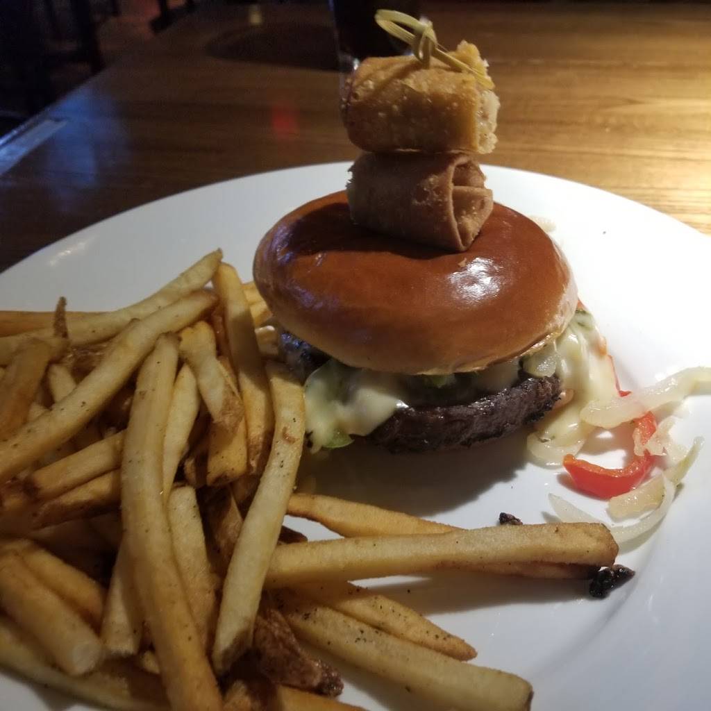 TGI Fridays | restaurant | 185 Union Ave, Memphis, TN 38103, USA | 9015238500 OR +1 901-523-8500