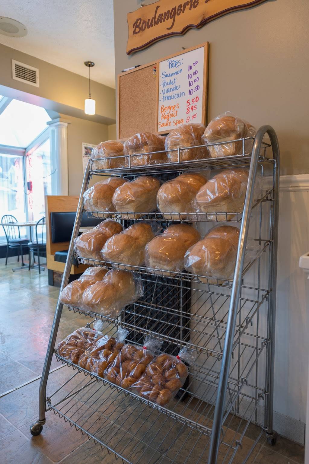 Casse-Croute Chez Pat | restaurant | 537 Avenue Champlain, Disraeli, QC G0N 1E0, Canada | 4184491794 OR +1 418-449-1794