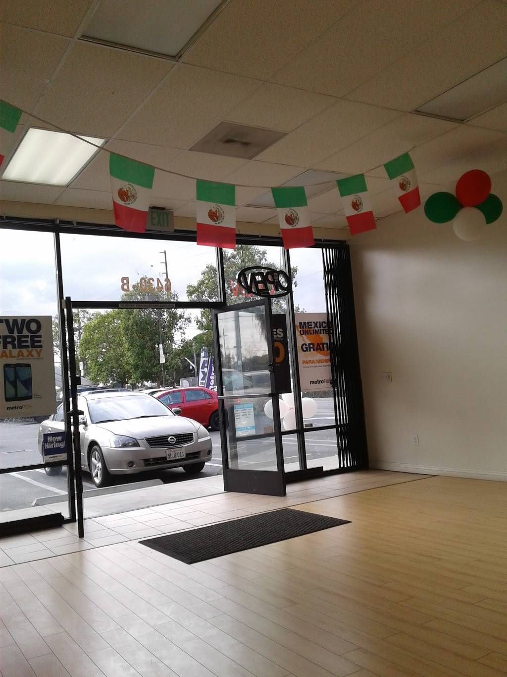 Jamba Juice Gage & Garfield | restaurant | 6430-A Gage Ave, Bell Gardens, CA 90201, USA | 5629279400 OR +1 562-927-9400