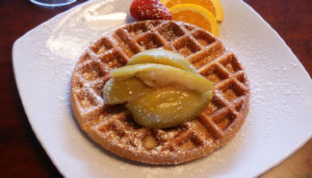 The Slide Inn | restaurant | 2348 SE Ankeny St, Portland, OR 97214, USA | 5033411381 OR +1 503-341-1381