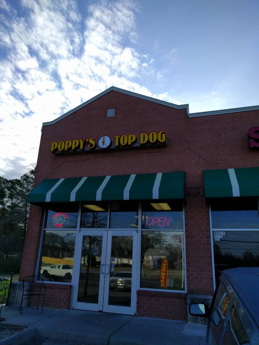 Poppys Top Dog | meal takeaway | 4027 Bainbridge Blvd #501, Chesapeake, VA 23324, USA | 7575451995 OR +1 757-545-1995
