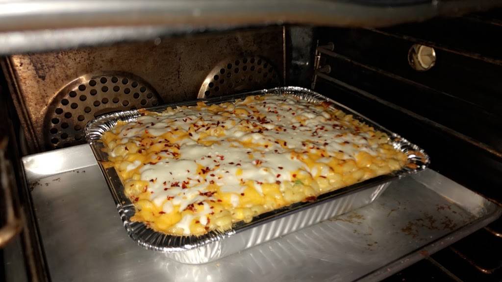 Di Jerk Stop | restaurant | 537 Jefferson St, Lafayette, LA 70501, USA | 3374128304 OR +1 337-412-8304