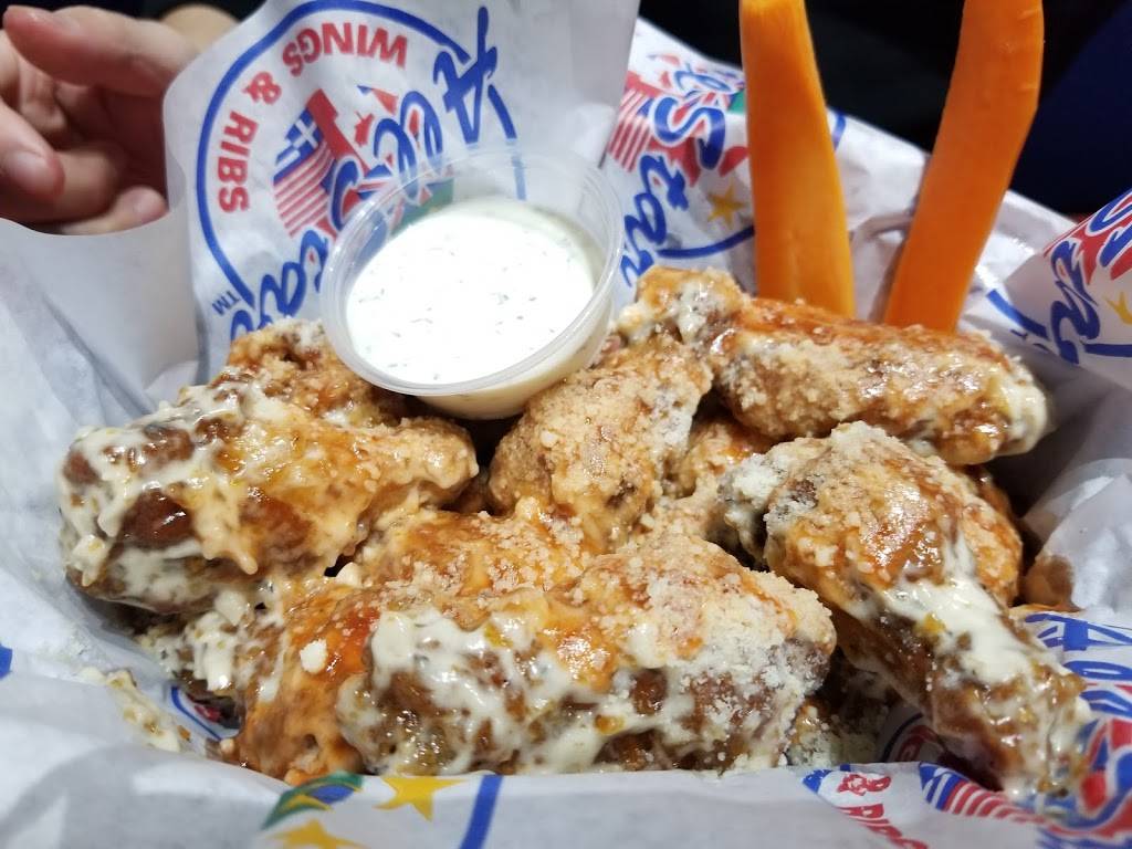 AllStar Wings & Ribs | restaurant | 4096 Confederation Pkwy, Mississauga, ON L5B 0G4, Canada | 9052329004 OR +1 905-232-9004