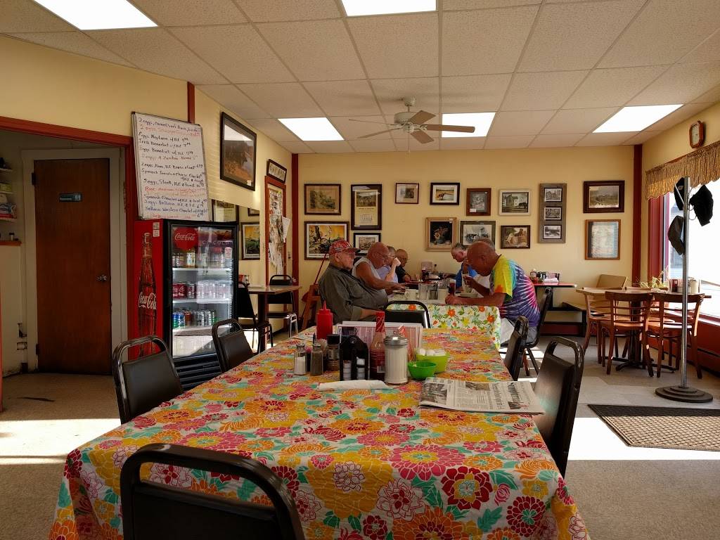 Brickyard Cafe | restaurant | 561 Rural Route 2, West Farmington, ME 04992, USA | 2077790708 OR +1 207-779-0708