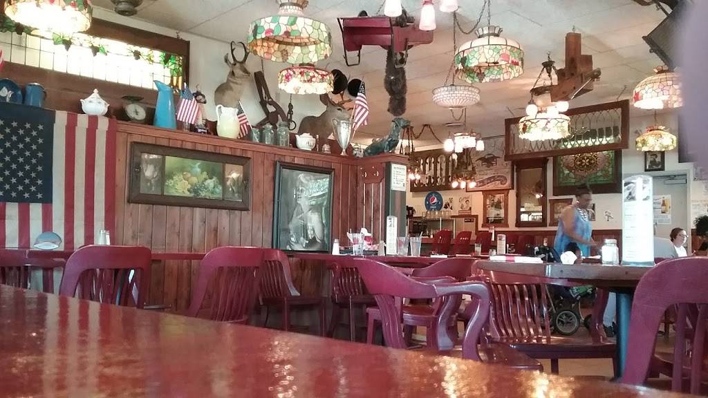 Levis Food & Spirits | restaurant | 5800 Brockway Rd, Saginaw, MI 48638, USA | 9897936670 OR +1 989-793-6670