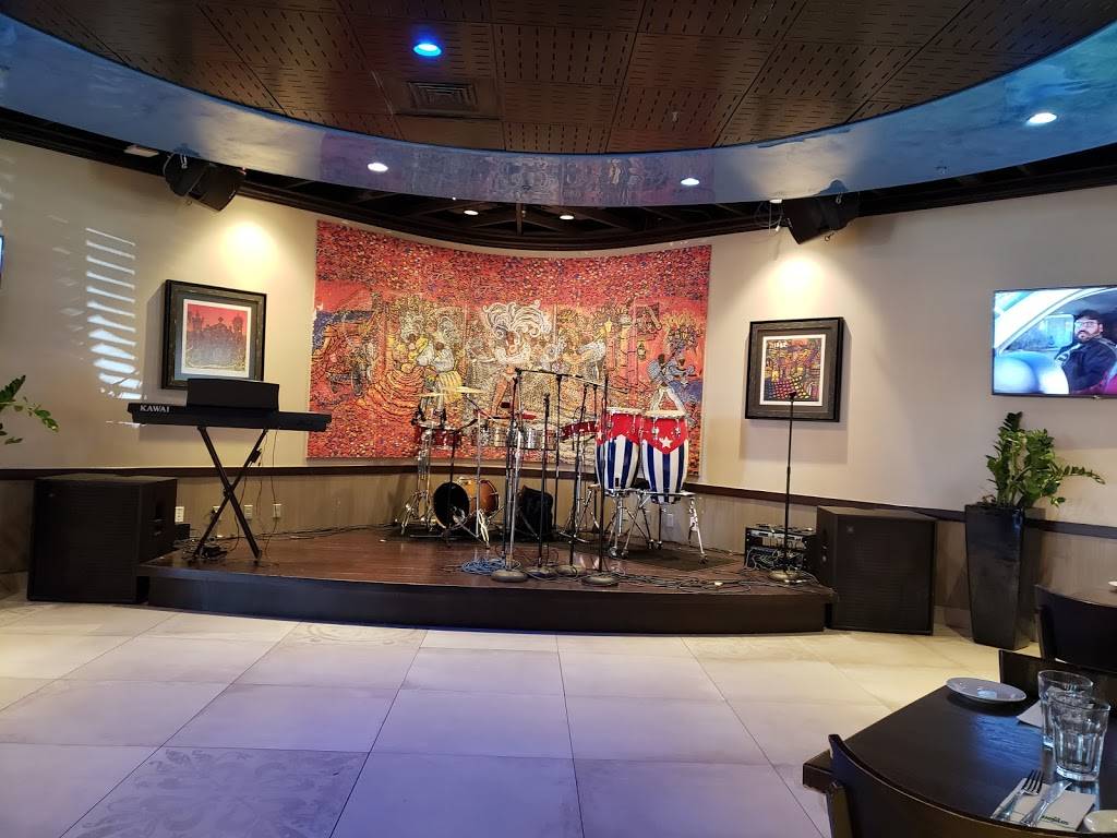 Mojitos Calle 8 | restaurant | 8000 SW 8th St, Miami, FL 33144, USA | 3054061002 OR +1 305-406-1002