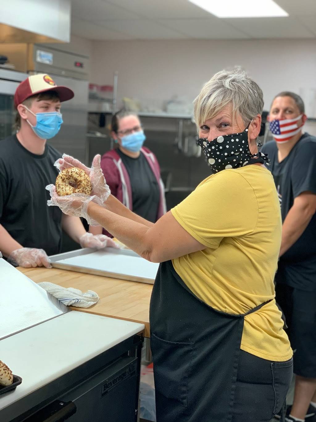 Brooklyn Bagels | restaurant | 43 Phillips St, Franklin, NC 28734, USA | 8283496334 OR +1 828-349-6334