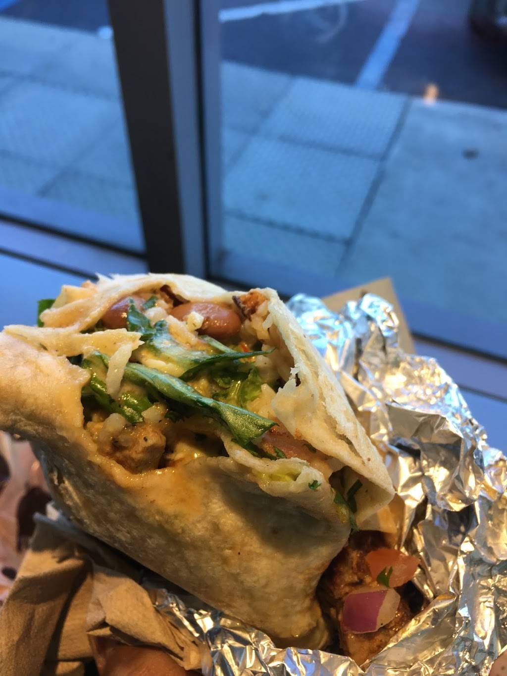 Chipotle Mexican Grill | restaurant | 8005 Fletcher Pkwy, La Mesa, CA 91942, USA | 6195892258 OR +1 619-589-2258