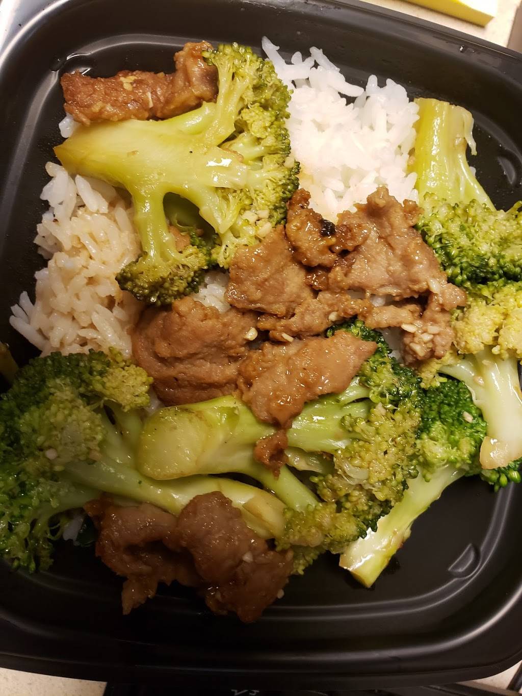 Panda Express | meal takeaway | 500 S MacArthur Blvd, Oklahoma City, OK 73128, USA | 4059480709 OR +1 405-948-0709