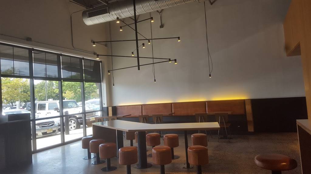 Chipotle Mexican Grill | restaurant | 20 Water St, Red Bank, NJ 07701, USA | 7327588524 OR +1 732-758-8524