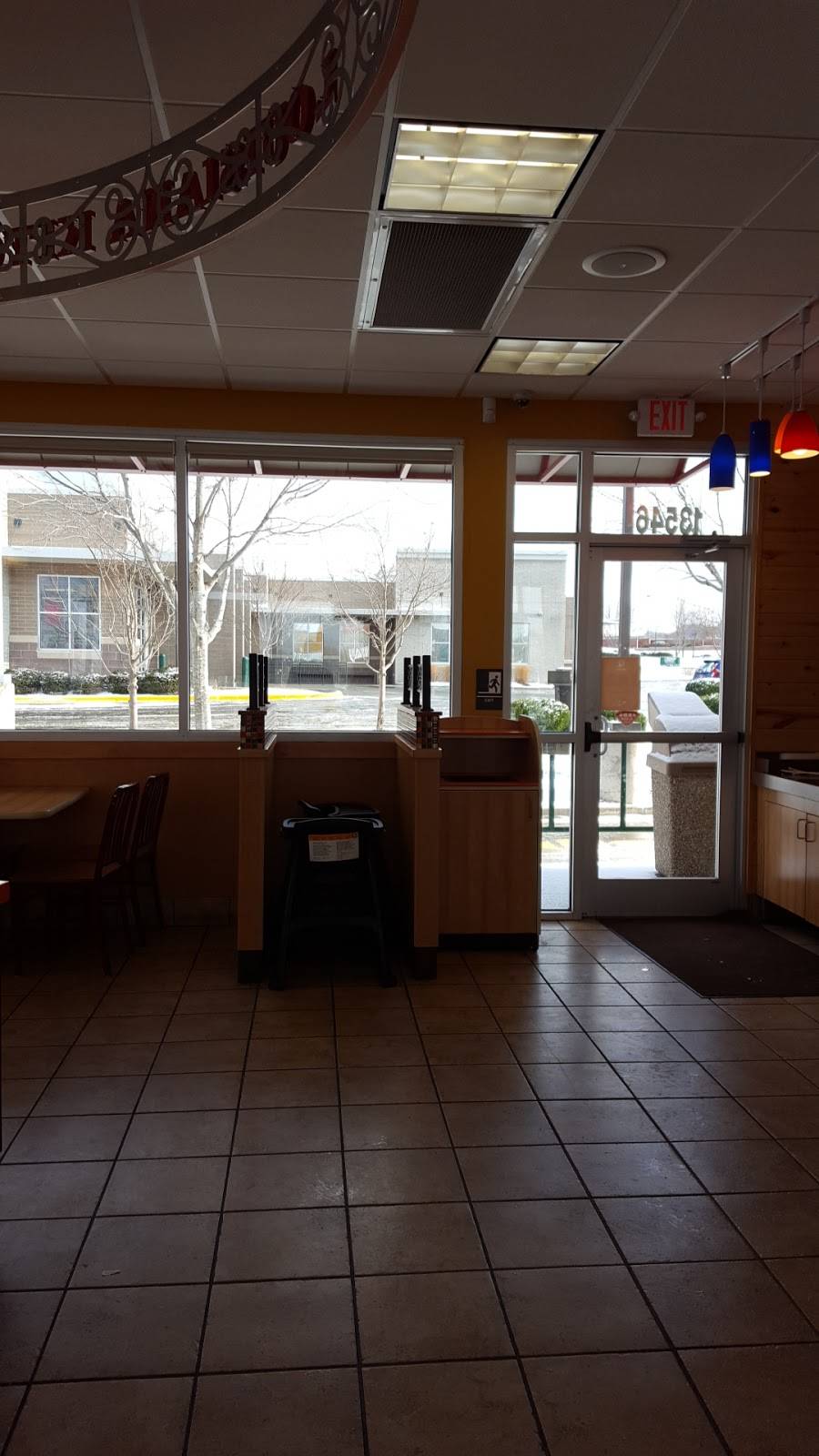 Popeyes Louisiana Kitchen | restaurant | 13546 S Black Bob Rd, Olathe, KS 66062, USA | 9138291115 OR +1 913-829-1115