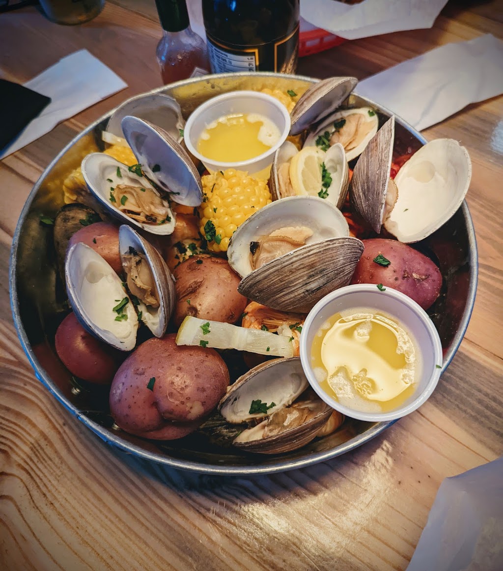 Steamers Oyster Bar | restaurant | 2901 Placida Rd, Englewood, FL 34224, USA | 9412145890 OR +1 941-214-5890