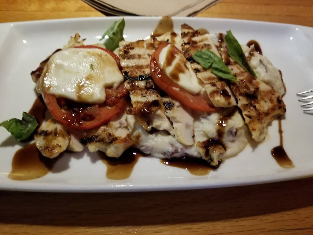 Applebees Grill + Bar | restaurant | 2000 Vermillion St, Hastings, MN 55033, USA | 6514388604 OR +1 651-438-8604