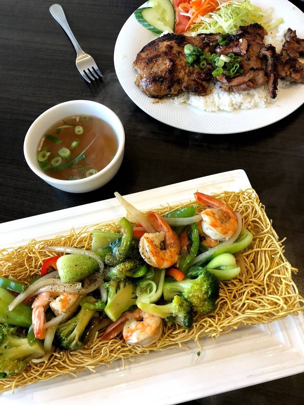 Pho Golden 7 | restaurant | 4555 Hwy 7 Unit B1, Woodbridge, ON L4L 1S6, Canada | 9058563866 OR +1 905-856-3866