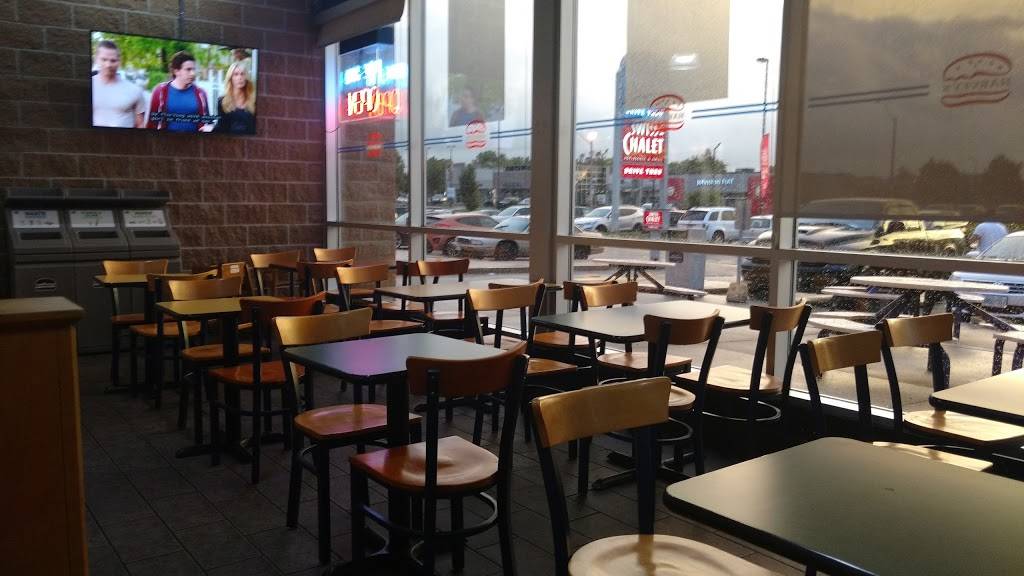 Harveys | restaurant | 1317 Upper James St, Hamilton, ON L9C 3B3, Canada | 9055741555 OR +1 905-574-1555