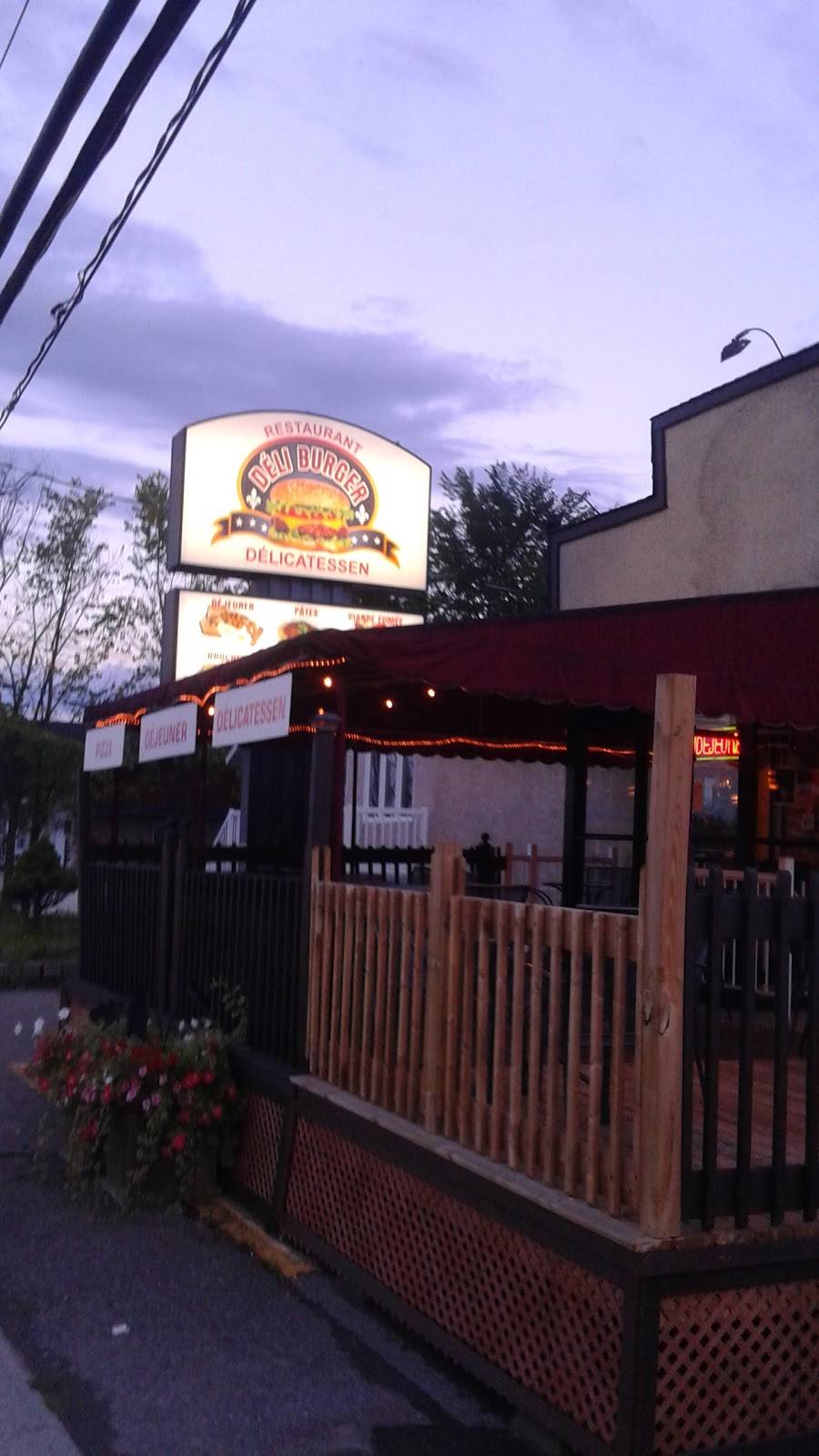 Deli Burger | restaurant | 505 Boulevard Ste Anne, Sainte-Anne-des-Plaines, QC J0N 1H0, Canada | 4504786868 OR +1 450-478-6868