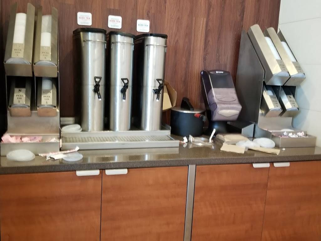 Wendys | restaurant | 10410 Blue Star Hwy, Stony Creek, VA 23882, USA | 4348860271 OR +1 434-886-0271