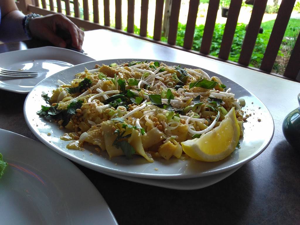 Hawkins Farm Cellars | restaurant | 5046 S W Bay Shore Dr, Suttons Bay, MI 49682, USA | 2312712221 OR +1 231-271-2221