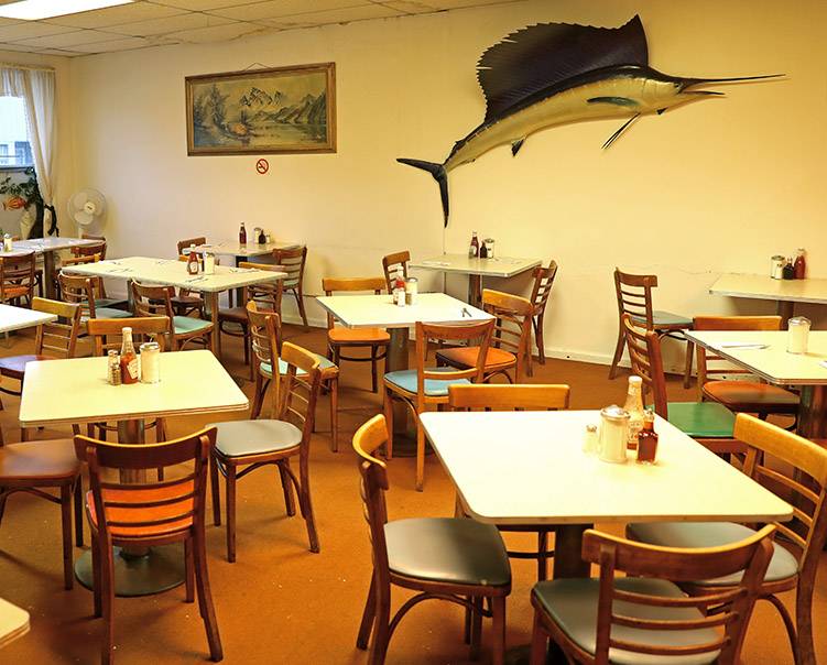 Scotty Simpsons Fish & Chips | restaurant | 22200 Fenkell Ave, Detroit, MI 48223, USA | 3135330950 OR +1 313-533-0950