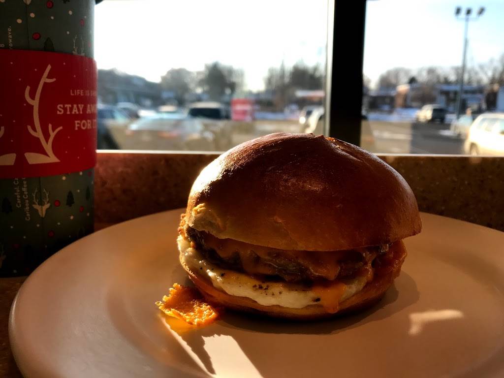 Caribou Coffee | cafe | 1127 Larpenteur Ave W, Roseville, MN 55113, USA | 6514875502 OR +1 651-487-5502